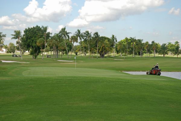 Cost of Golf Course Maintenance in Bellevue